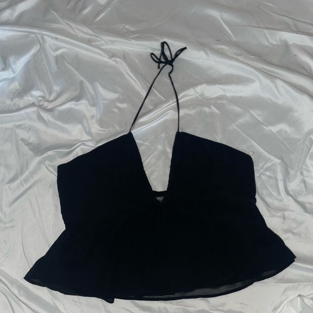 Wild Fable black flowy tank top. Halter. Ties at neck
